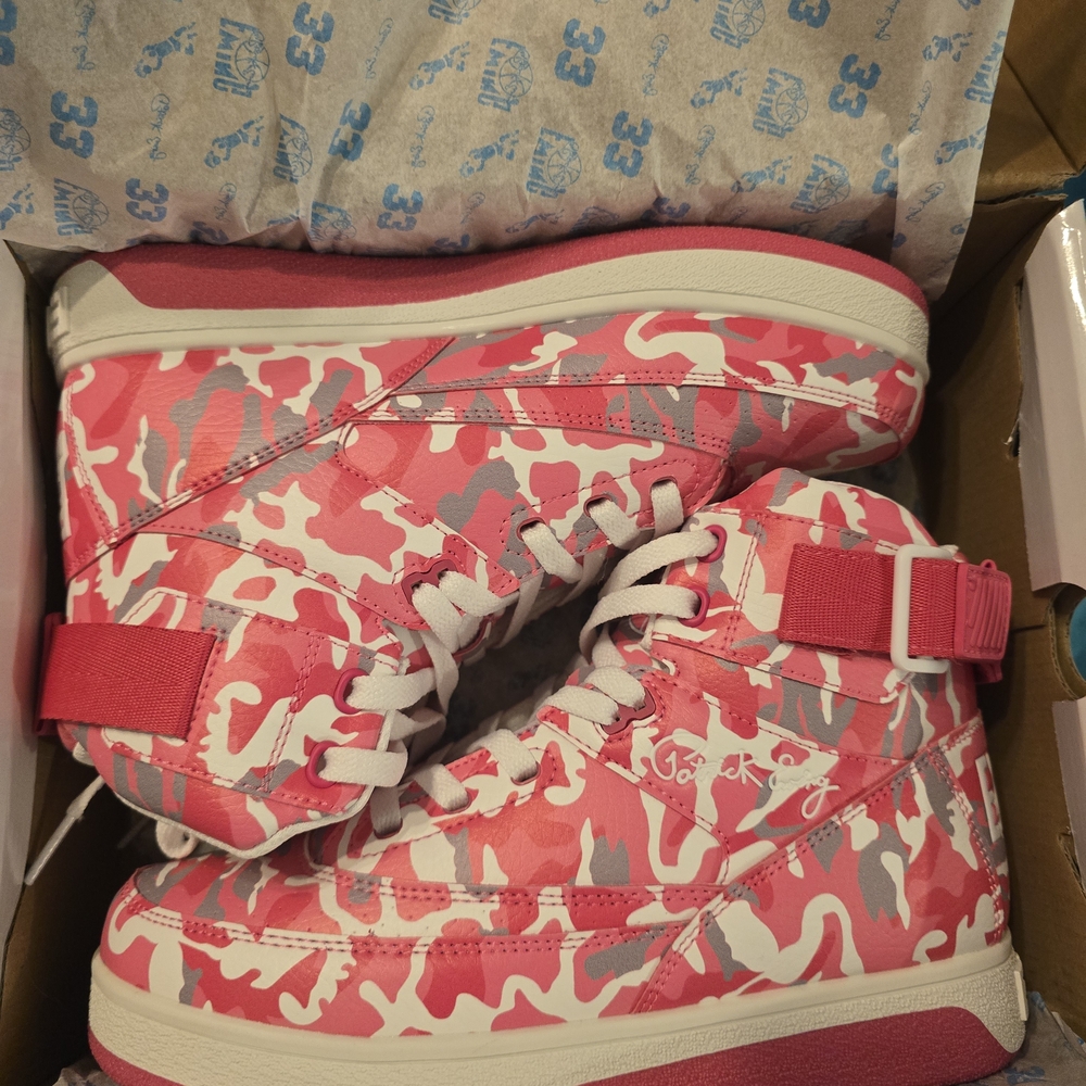 Ewing Women's 33 Rebound Pink Camo High Top Size 8